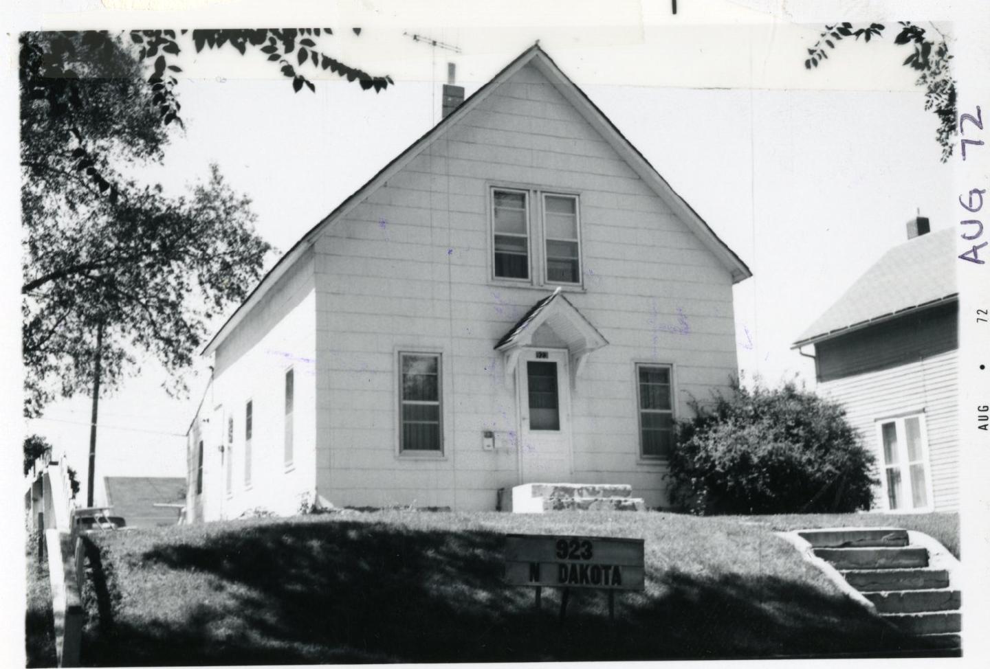 Photo of 923 N. Dakota Ave., 1950s